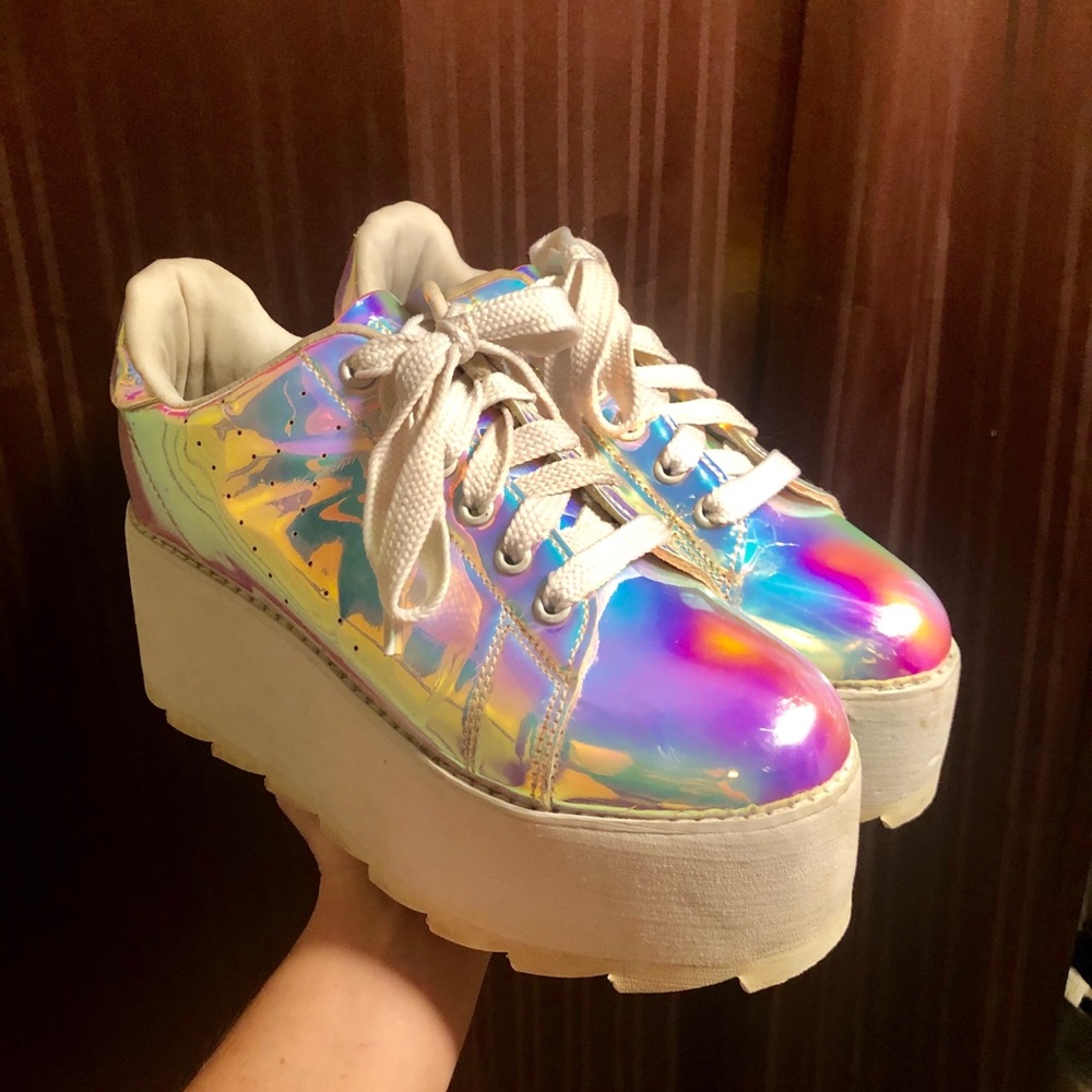 YRU Lala Cute to the core platform sneakers